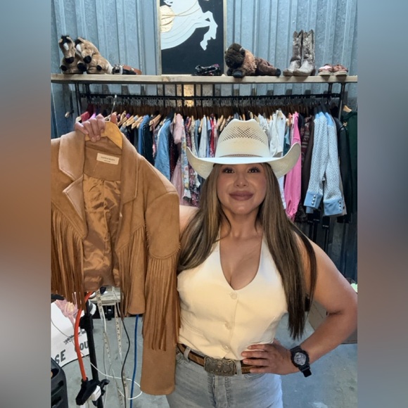 🐴 - Picture 1 of 1